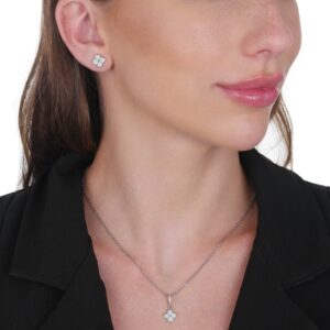 Conjunto de Trevo Cravejado de Zircônia Banhado em Ródio